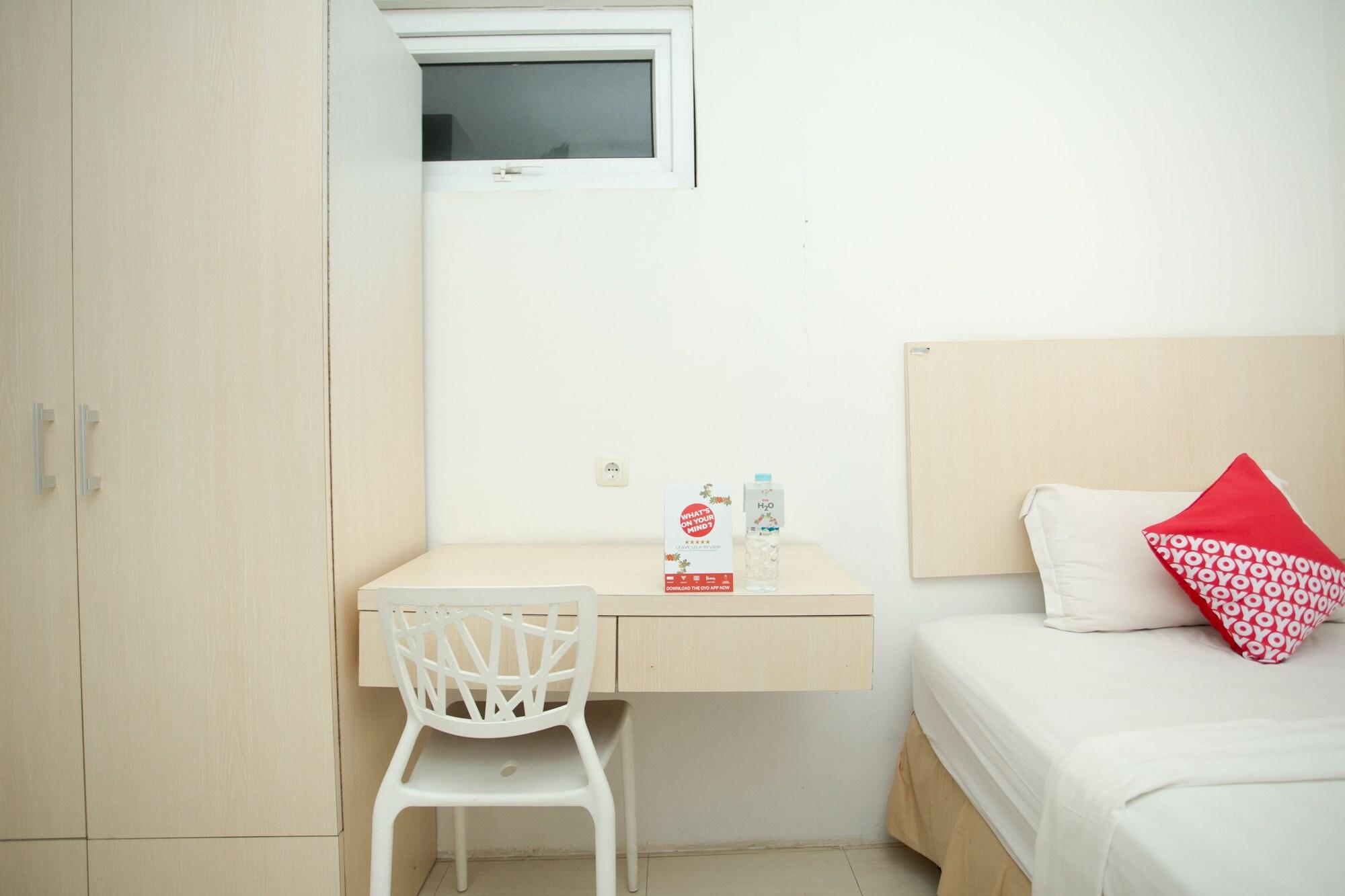 Oyo 850 Lapan Lapan Hotel Banjarmasin  Bagian luar foto